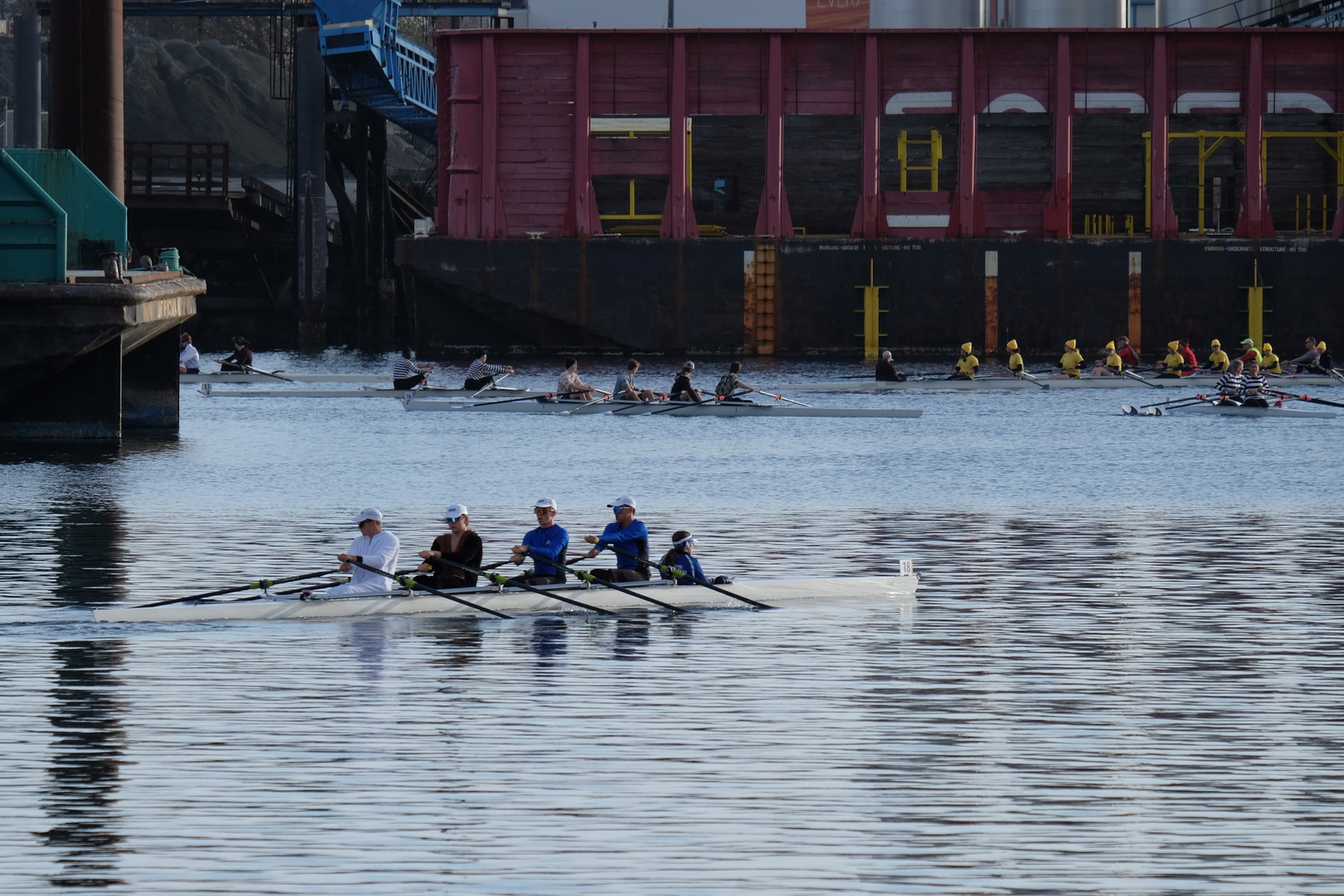 Rowing to the start on Saturday morning!