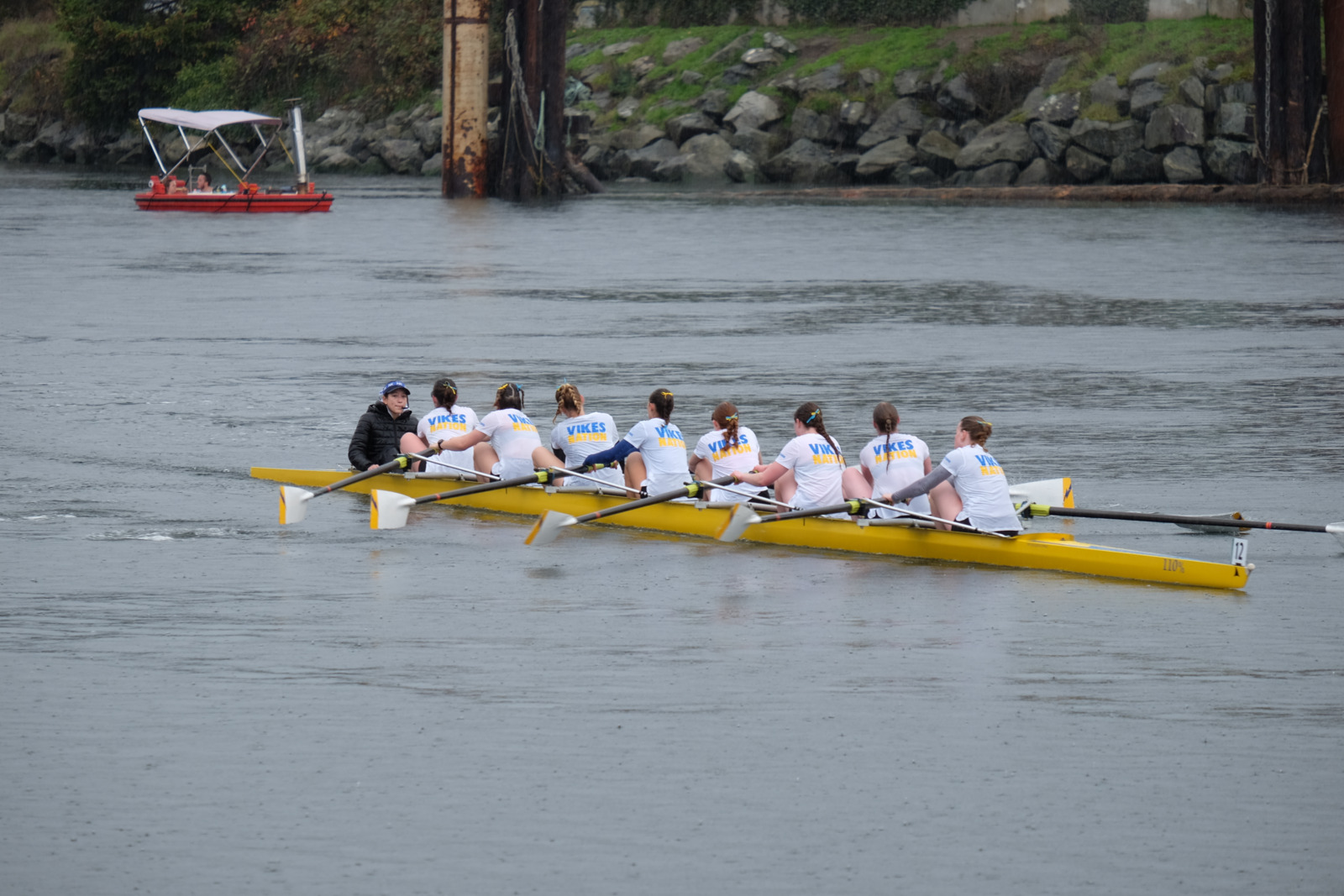 Bow 12 - UVic - Go Vikes! Go!